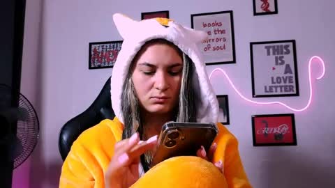 Alisa online show from July 2026 08:08:02 PM