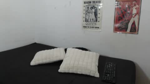 Snapshot of alise_coronado chatting on October 2025 11:40:01 AM aliss online show from October 2025 11:40:01 AM