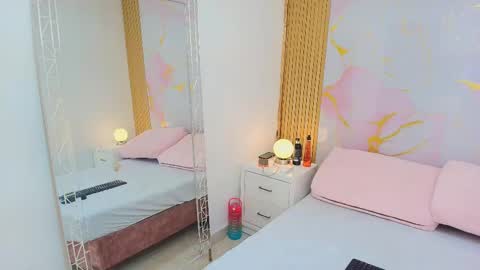 Alisha online show from October 2025 12:37:02 PM