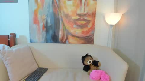 Alisha online show from April 2026 03:07:01 PM