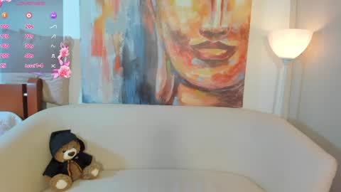 Alisha online show from May 2026 02:33:01 PM