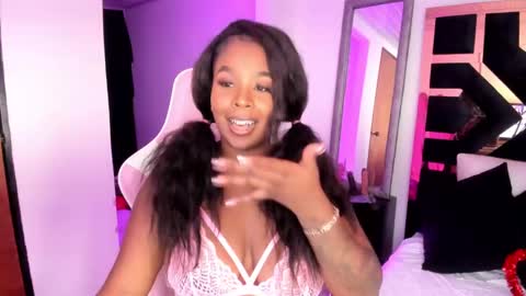 Snapshot of alisharogerrs chatting on February 2025 09:03:02 PM Alisha online show from February 2025 09:03:02 PM