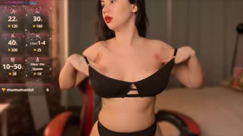 Snapshot of alisia_mars chatting on February 2025 09:20:02 AM Alisia online show from February 2025 09:20:02 AM