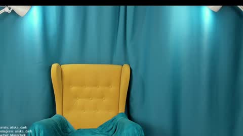 Snapshot of aliska_dark chatting on December 2024 07:07:02 AM Alice online show from December 2024 07:07:02 AM