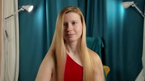 Snapshot of aliska_dark chatting on February 2025 02:11:02 PM Alice online show from February 2025 02:11:02 PM