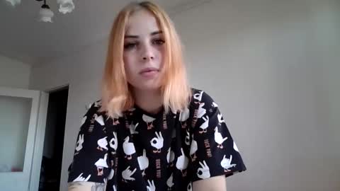 Alisa online show from September 2025 08:48:02 AM