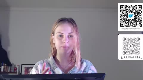 Alisa online show from December 2025 10:03:01 PM