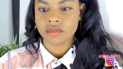 Snapshot of alison_ker chatting on January 2025 11:33:02 AM Sofias house online show from January 2025 11:33:02 AM