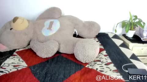 Snapshot of alison_ker chatting on September 2025 06:46:01 AM Sofias house online show from September 2025 06:46:01 AM