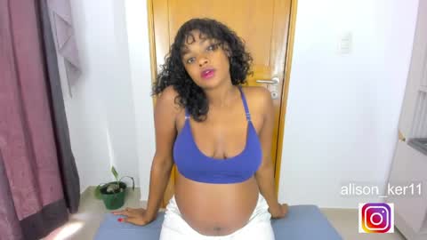 Snapshot of alison_ker chatting on April 2026 01:41:01 PM Sofias house online show from April 2026 01:41:01 PM