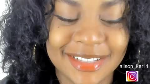 Snapshot of alison_ker chatting on April 2026 01:30:02 AM Sofias house online show from April 2026 01:30:02 AM