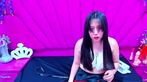 Snapshot of alison_maiker chatting on December 2024 06:33:01 PM Alison Meiker online show from December 2024 06:33:01 PM