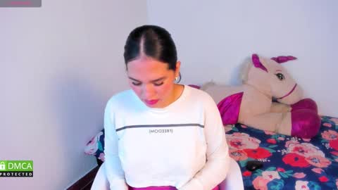 Alison cruz online show from March 2026 11:57:01 AM