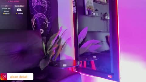 Snapshot of alison_wynter chatting on February 2025 08:34:02 PM alison_wynter online show from February 2025 08:34:02 PM