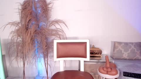 Alison Moon  online show from January 2025 11:13:01 AM