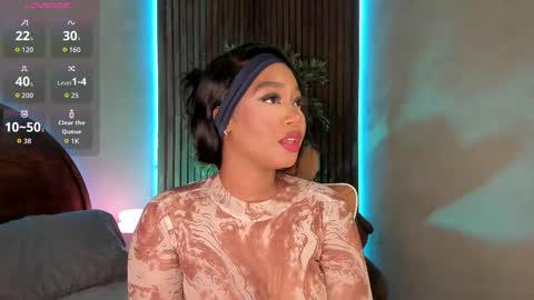 Alison Moon  online show from October 2025 10:22:01 PM