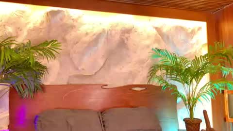 Alison Moon  online show from June 2026 10:41:02 PM