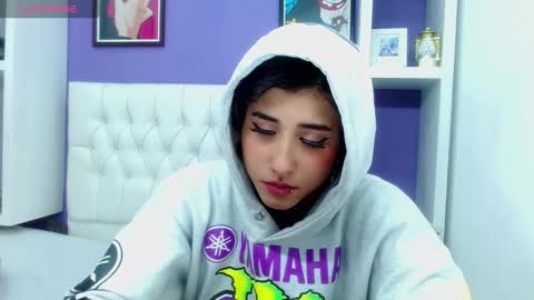 Snapshot of aliss_diiaz chatting on January 2025 12:27:01 AM aliss_diiaz online show from January 2025 12:27:01 AM
