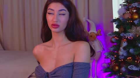 Snapshot of alissa_foxx chatting on December 2024 10:19:01 AM alissa_foxx online show from December 2024 10:19:01 AM