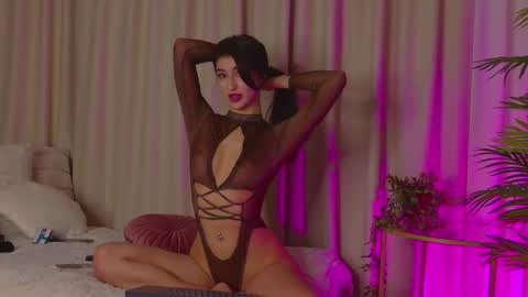 Snapshot of alissa_foxx chatting on February 2025 11:23:02 PM alissa_foxx online show from February 2025 11:23:02 PM