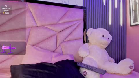 Alisse Miller online show from December 2024 11:23:02 PM