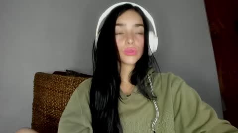 Snapshot of alisson369_ chatting on April 2026 09:13:01 AM Alisson369 online show from April 2026 09:13:01 AM