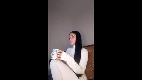 Snapshot of alisson369_ chatting on May 2026 08:21:02 AM Alisson369 online show from May 2026 08:21:02 AM