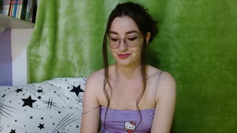 Ali  online show from December 2025 12:07:02 AM