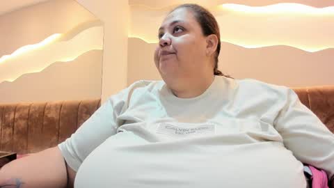 Snapshot of alisson_am chatting on April 2026 11:21:01 AM Alisson online show from April 2026 11:21:01 AM