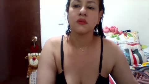 Snapshot of alisson_brand chatting on December 2024 01:06:01 PM alisson brand online show from December 2024 01:06:01 PM