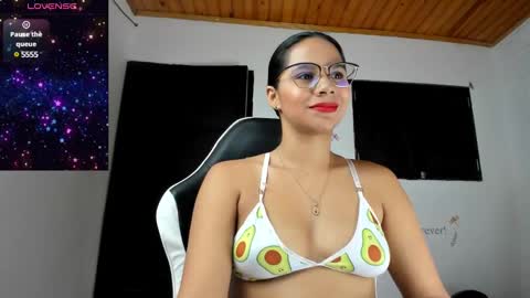 Snapshot of alisson_hoffman05 chatting on January 2025 10:12:02 PM Alisson hoffman05 online show from January 2025 10:12:02 PM