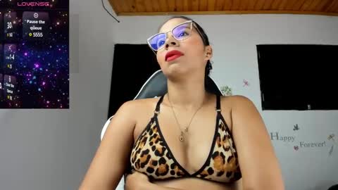 Snapshot of alisson_hoffman05 chatting on January 2025 08:56:01 PM Alisson hoffman05 online show from January 2025 08:56:01 PM