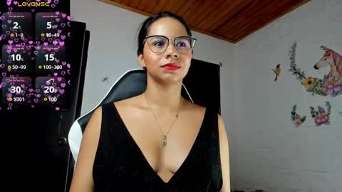 Snapshot of alisson_hoffman05 chatting on March 2025 01:36:02 AM Alisson hoffman05 online show from March 2025 01:36:02 AM