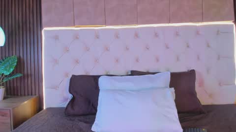 Snapshot of alissonharper19 chatting on October 2025 12:09:01 PM alison online show from October 2025 12:09:01 PM