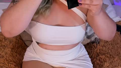 Snapshot of alissonjoneess chatting on November 2025 11:11:02 AM Alisson Joness online show from November 2025 11:11:02 AM