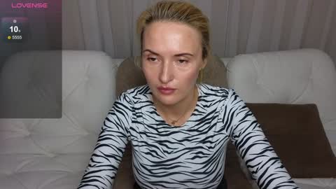 Snapshot of alisssarose chatting on December 2024 07:38:02 PM alisssarose online show from December 2024 07:38:02 PM