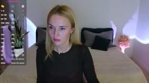 Snapshot of alisssarose chatting on October 2025 08:42:01 PM alisssarose online show from October 2025 08:42:01 PM