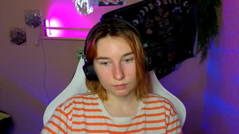 Snapshot of alisun_ chatting on September 2025 07:47:02 PM A L I C E online show from September 2025 07:47:02 PM