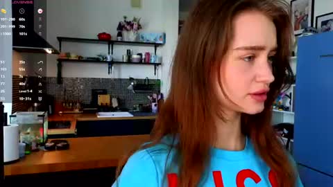 Snapshot of aliviawithlove chatting on June 2026 08:34:01 AM Alivia online show from June 2026 08:34:01 AM
