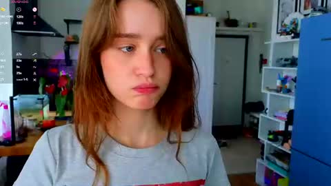 Alivia    online show from July 2026 10:01:01 AM