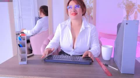 Alix online show from September 2025 08:31:01 PM