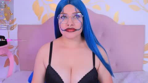 Alix online show from October 2025 07:57:02 PM