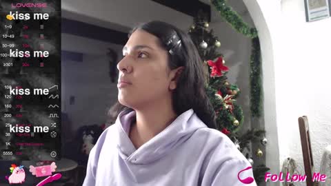 Snapshot of alix_beltran chatting on December 2024 01:47:01 AM Alix online show from December 2024 01:47:01 AM
