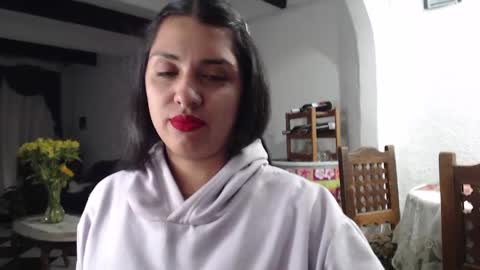 Snapshot of alix_beltran chatting on February 2025 03:01:02 AM Alix online show from February 2025 03:01:02 AM