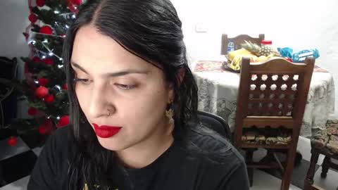 Alix online show from December 2025 02:38:01 AM