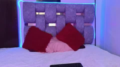 Snapshot of alix_kitty_ chatting on December 2025 08:59:02 PM alix_kitty_ online show from December 2025 08:59:02 PM