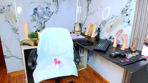Alix online show from June 2026 01:30:02 AM