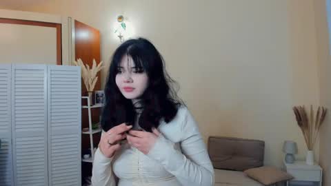 Emily online show from May 2026 07:48:01 AM