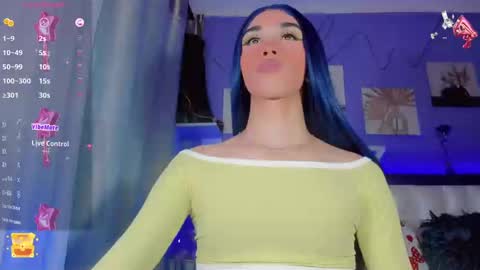 Snapshot of aliz_free chatting on January 2025 03:33:02 AM aliz_free online show from January 2025 03:33:02 AM