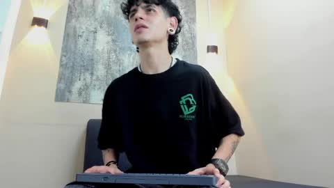 Snapshot of alkimia_tt chatting on March 2026 03:24:01 PM JEFERSON online show from March 2026 03:24:01 PM